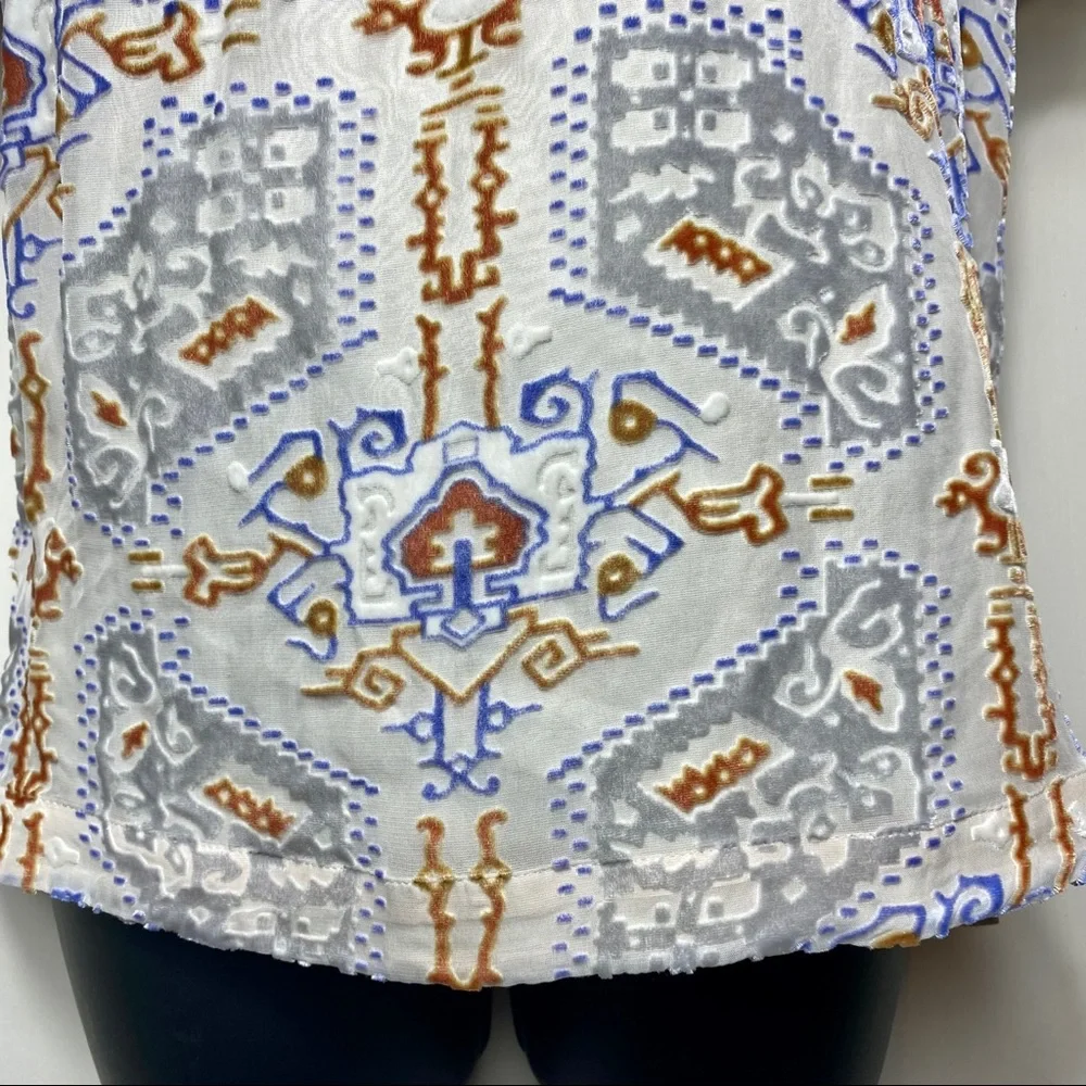 Sundance Velvet Geometric Short Sleeve Top - Picture 6 of 10